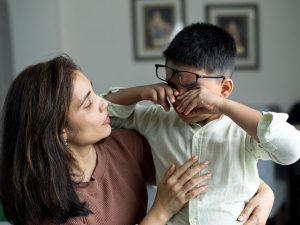 What to Do if Your Kid Keeps Removing Their Eyeglasses
